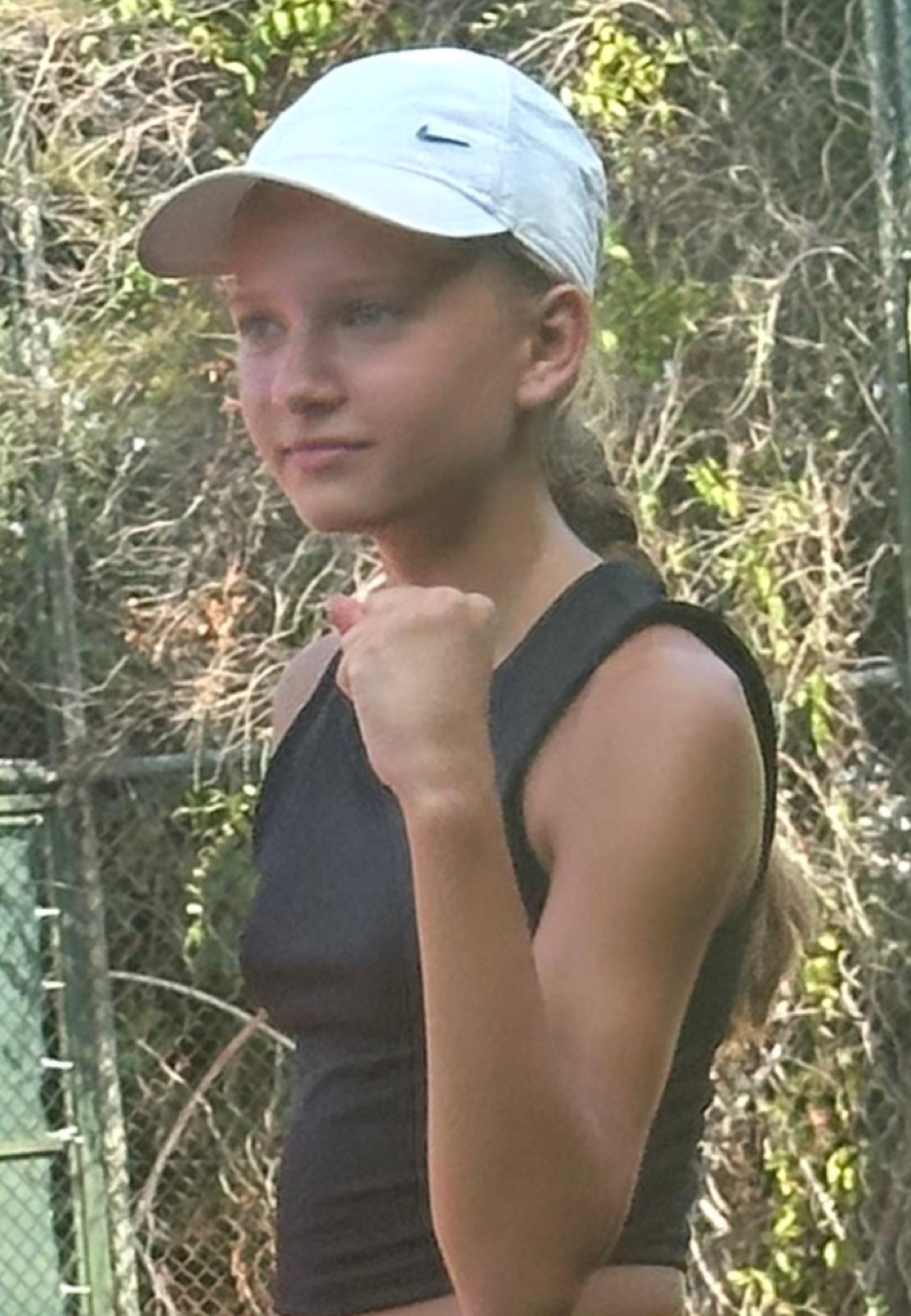 Melanie Rola auf dem Tennisplatz