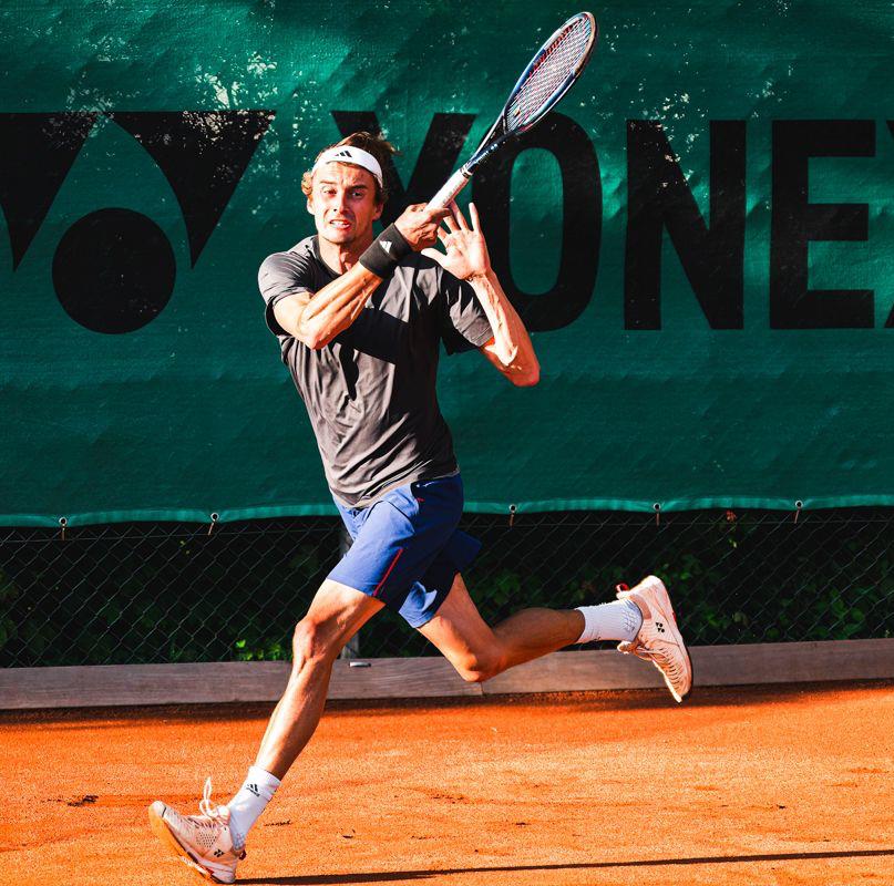 Jonas Trinker auf dem Tennisplatz